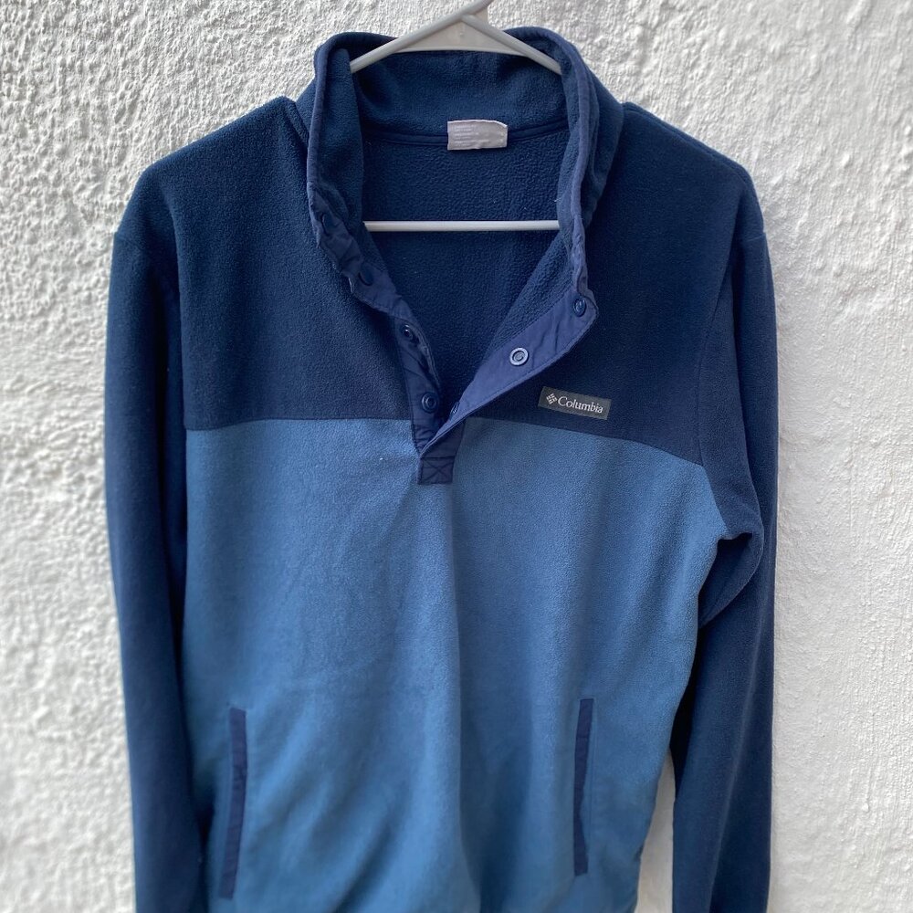 Columbia Sweatshirt